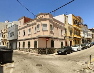 Chalet en venta en Bajadilla - Fuente Nueva en Algeciras
