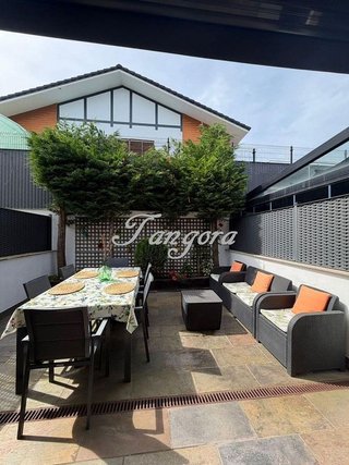 Casa adosada en venta en Sopelana