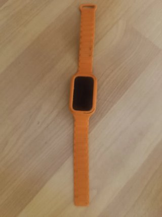 Reloj Amazfit Naranja con cargador