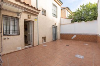 Casa adosada en venta en Cerrillo de Maracena - Periodistas en Granada