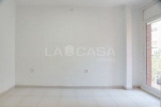 Piso en venta en Pubilla Cases en Hospitalet de Llobregat, L´