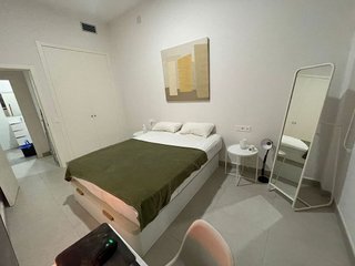 Piso en alquiler en La Goleta - San Felipe Neri en Málaga