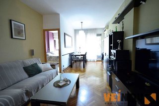 Piso en venta en La Font de la Guatlla en Barcelona