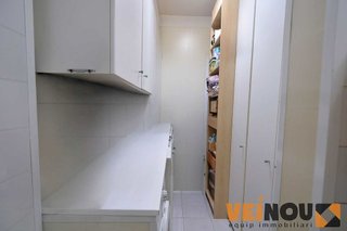 Piso en venta en La Font de la Guatlla en Barcelona