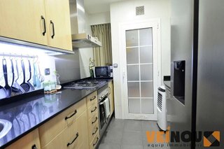 Piso en venta en La Font de la Guatlla en Barcelona
