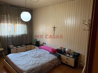 Casa adosada en venta en Centre en Rubí