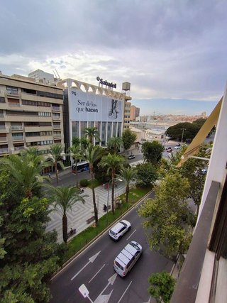 Piso en alquiler en Ensanche - Diputación en Alicante