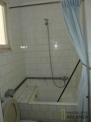 Piso en venta en Plaza España - Villa Pilar - Reyes Católicos - Vadillos en Burgos