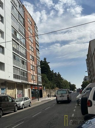 Piso en venta en Plaza España - Villa Pilar - Reyes Católicos - Vadillos en Burgos