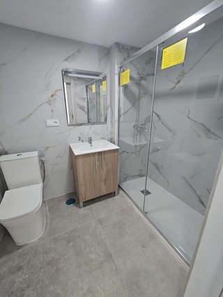Piso en venta en Mercado en Alicante