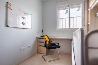 Piso en venta en Colores - Entreparques en Sevilla