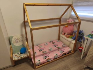 Cama Montessori Madera Natural.