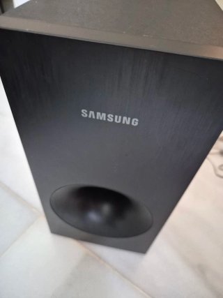 Barra de Sonido Samsung Negra modelo HW 3555 ZF