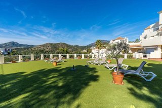 Piso en venta en Los Arqueros-Puerto del Almendro en Benahavís