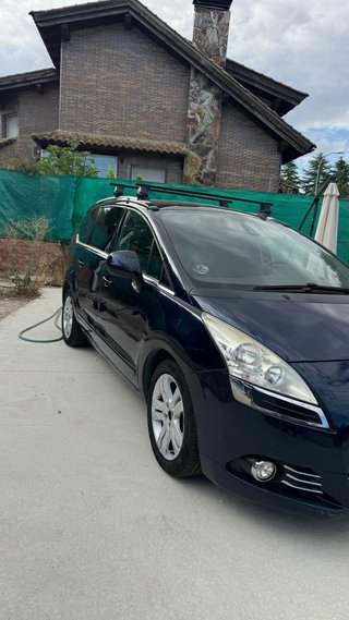 Peugeot 5008 1.6 HDI