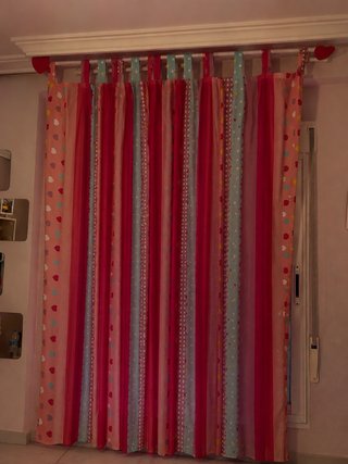 Cortinas infantiles con corazones