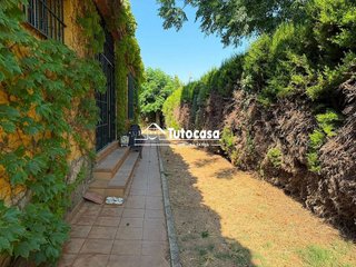 Chalet en venta en La Motilla en Dos Hermanas