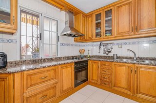 Casa adosada en venta en Almanjáyar en Granada