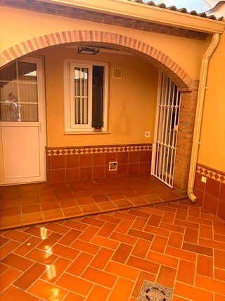 Casa adosada en venta en Consolación en Utrera