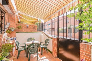 Casa adosada en venta en Almanjáyar en Granada