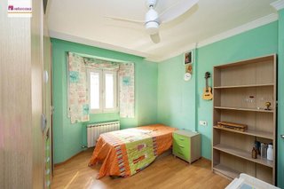 Casa adosada en venta en Cervantes en Granada