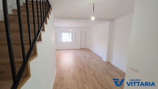 Casa adosada en venta en San Luis en Almería