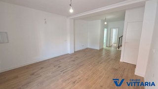 Casa adosada en venta en San Luis en Almería