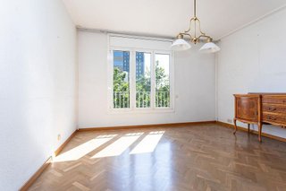 Piso en venta en Sants en Barcelona