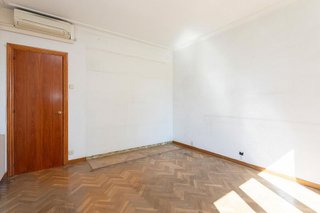 Piso en venta en Sants en Barcelona