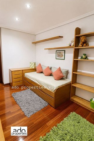 Piso en venta en Travesía de Vigo - San Xoán en Vigo