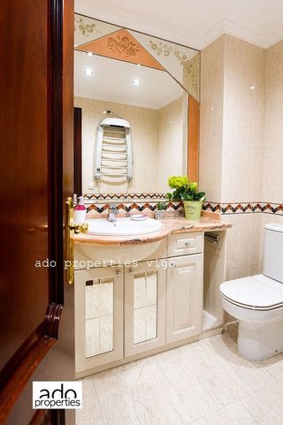 Piso en venta en Travesía de Vigo - San Xoán en Vigo