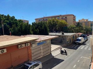 Piso en venta en Juan XXIII en Alicante
