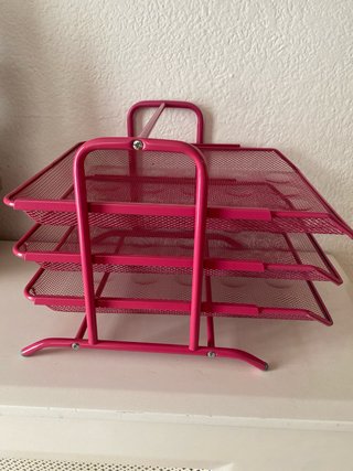 Bandejas de escritorio metálicas rosas