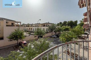 Piso en venta en Almanjáyar en Granada