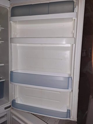 Nevera combi Daewoo blanca