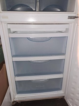Nevera combi Daewoo blanca