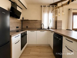 Piso en venta en Port - Les Planasses en Escala, L´