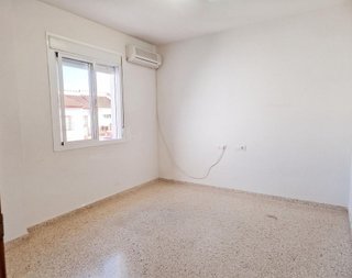 Casa adosada en venta en Umbrete