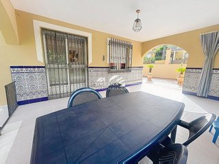 Chalet en venta en Poleares en Lucena