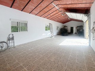 Chalet en venta en Poleares en Lucena