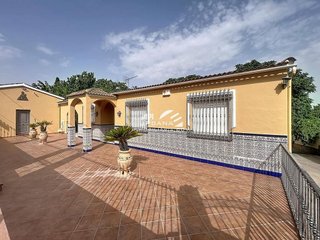 Chalet en venta en Poleares en Lucena