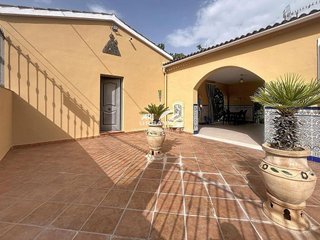 Chalet en venta en Poleares en Lucena