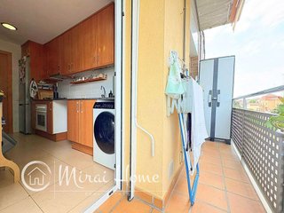 Dúplex en venta en Canovelles