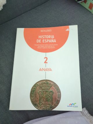 Historia de España. 2º bachillerato. Per le Scu...