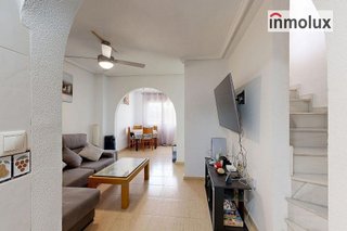 Casa adosada en venta en Monforte del Cid
