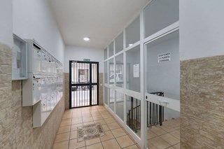 Piso en venta en Parque Victoria Eugenia en Málaga