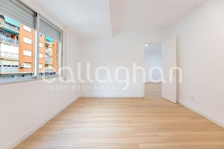 Piso en venta en Marxalenes en Valencia