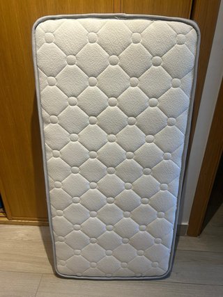 Cuna blanca con colchón
