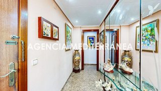 Piso en venta en Zona Avenida al Vedat en Torrent