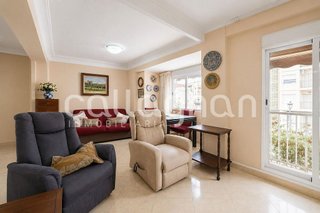 Piso en venta en El Cabanyal- El Canyamelar en Valencia